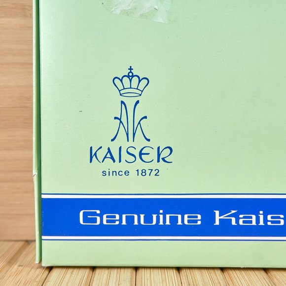 Vintage 80s Kaiser Porcelain Neubacher Collector Plate " Misty Morn" - Picture 3 of 7